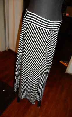 #ad Talbot#x27;s Women#x27;s Skirt Black White Size L Petite $14.00