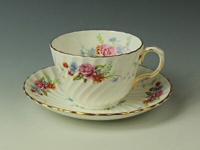 #ad Aynsley Cup amp; Saucer Roses England $15.50