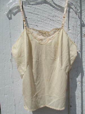Sears Women#x27;s size 34 Anti Cling Cream Camisole with Lace Accents $29.00