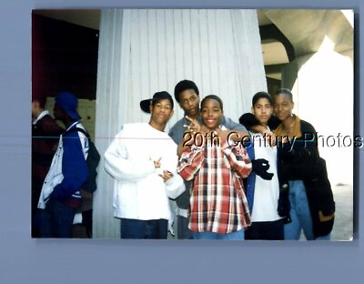 FOUND COLOR PHOTO O0823 BLACK TEENS STANDING TOGETHER SMILING $6.98