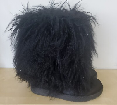 Bearpaw Boetis II Women’s Size 9 Black Curly Hair Lamb Boots $64.99