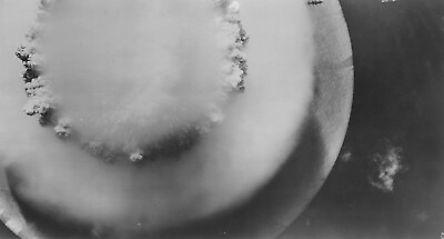 #ad ANTIQUE JULY 1 1946 BAKER NUCLEAR BOMB ORIGINAL PHOTOGRAPH BIKINI ATOLL AERIAL $3495.00