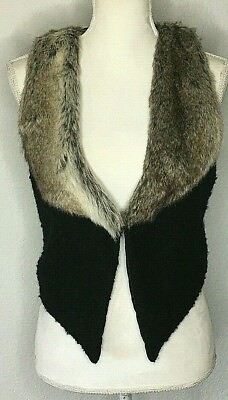 Hendi Women#x27;s Black Boucle Popcorn Open Vest Size Medium Faux Fur Collar $19.99