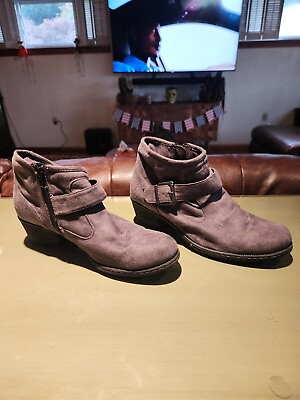 Women’s BOC Ankle Boots Gray Suede Size 10 $17.95