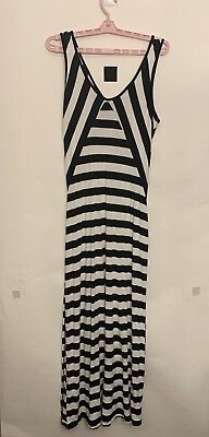 Neiman Marcus Women’s Black and White Horizontal Striped Maxi Dresses Size M $49.99