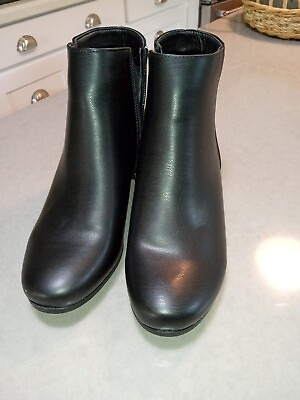 #ad NWOT Black Rivet Womens Size 7.5 Low Ankle Black Boot Round Toe 1 3 4 quot;heel $26.00