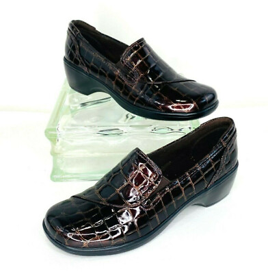 Clarks Bendables May Poppy 38634 Womens Brown Croc Print Patent Leather Loafers $24.48