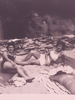 Vintage Photograph Early Bathing Beauties 3 Beautiful Girls Beach Swimsuit Photo $15.50