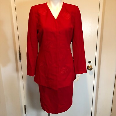 #ad EN AVANCE WOMEN#x27;S RED SKIRT SUIT W SCARF SIZE 8 Embroided Roses NWT $80.00
