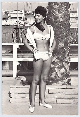 #ad #ad 1962 SEXY YOUNG WOMAN BIKINI BOAT DOCK 6quot;X8.5quot; Magazine Photo Page 1960#x27;s M375 $5.00