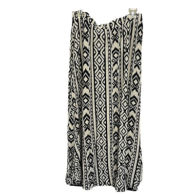 CATO Skirt Long Black White Geometric Size 18 20 $8.99