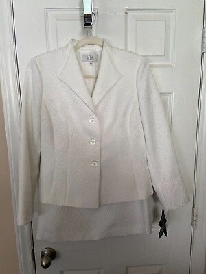 #ad Womans LeSuit White Skirt Suit Size 10P $65.00