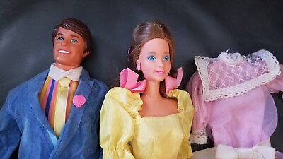 #ad Vintage 1985 Mattel Heart Family Surprise Party #2383 Mom amp; Dad Extra Dress $30.00