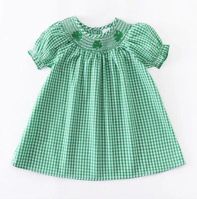 NEW Boutique St Patrick#x27;s Day Girls Smocked Embroidered Shamrock Dress $17.99