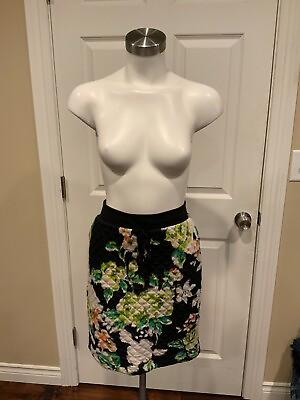 #ad Lilka Anthropologie Black Quilted Straight Skirt w Floral Print Size Small $27.00
