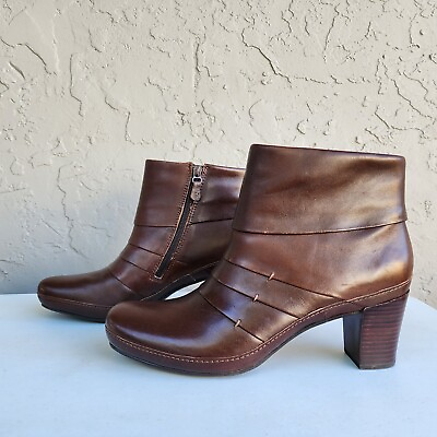 #ad Clarks Artisan Ankle Boots Womens Size 11 Heeled Brown Leather Comfort Air Zip $31.45