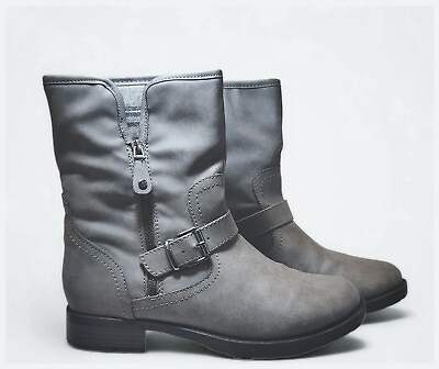 Women#x27;s New Waterproof Boots $23.00