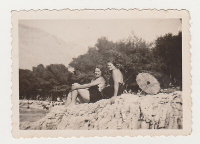 Two Flapper Girls Beach Closeness Women Female Bikini Swimsuit 1920s Old Photo $9.99