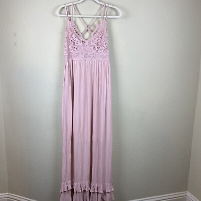 Listicle Pink Halter Maxi Size L $25.00