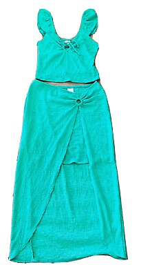 Backless Crop Top and Skirt Set..Size Medium $20.00