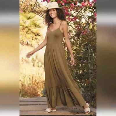 #ad EVEREVE Eloise Tiered Maxi Dress Army Green Size Medium $42.50