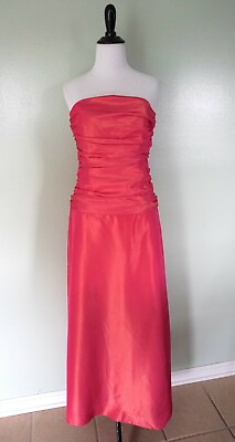 SIRI Long Pink Bandage Wrap Strapless Formal Party Wedding Prom Dress Size 8 EUC $54.99