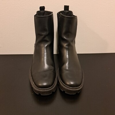 Womens Black Boots size 10 $15.00