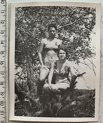 #ad 1950s Pretty Bikini Women Swimwear Swimsuit Couple Girls Beach Vintage Photo $5.99