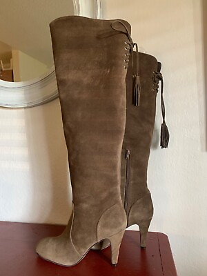 BROWN SUEDE BOOTS SIZE 10M $55.00